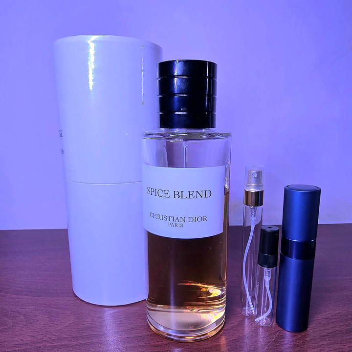 Spice Blend عطر شرقي فاخر من Dior تقسيم 5 مل للجنسين في مصر

