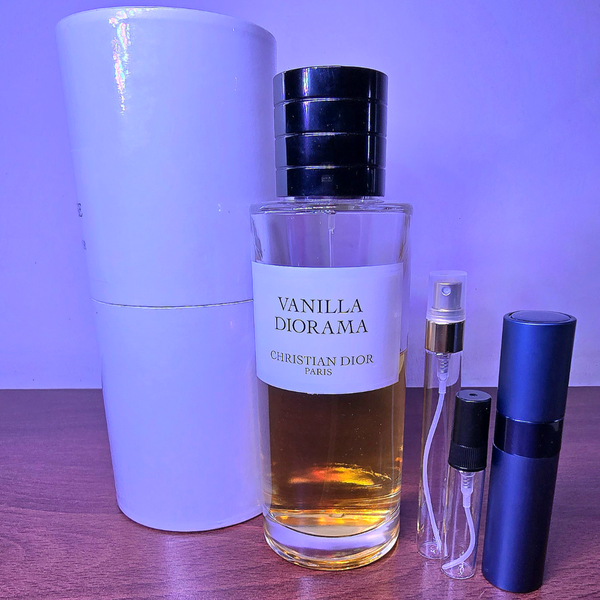 Vanilla Diorama من Dior عطر فانيليا نيش للجنسين تقسيم 5 مل في مصر

