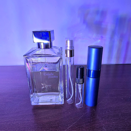 عطر Gentle Fluidity Silver من Maison Francis Kurkdjian - تقسيم 5 و10 مل في مصر